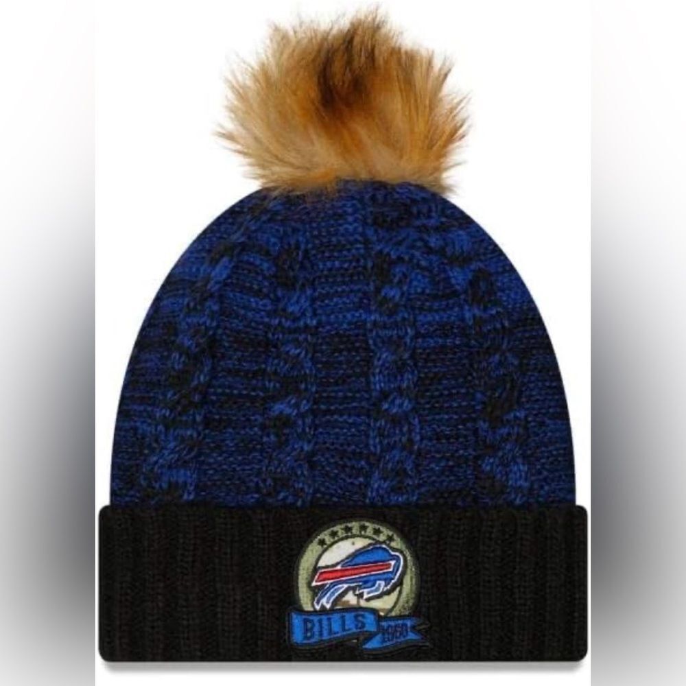 NFL OS Women’s Black Blue Buffalo Bills Cable Knit Cuffed Fleece Pom Pom Hat